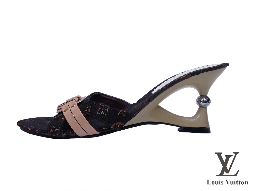 LV sandals017